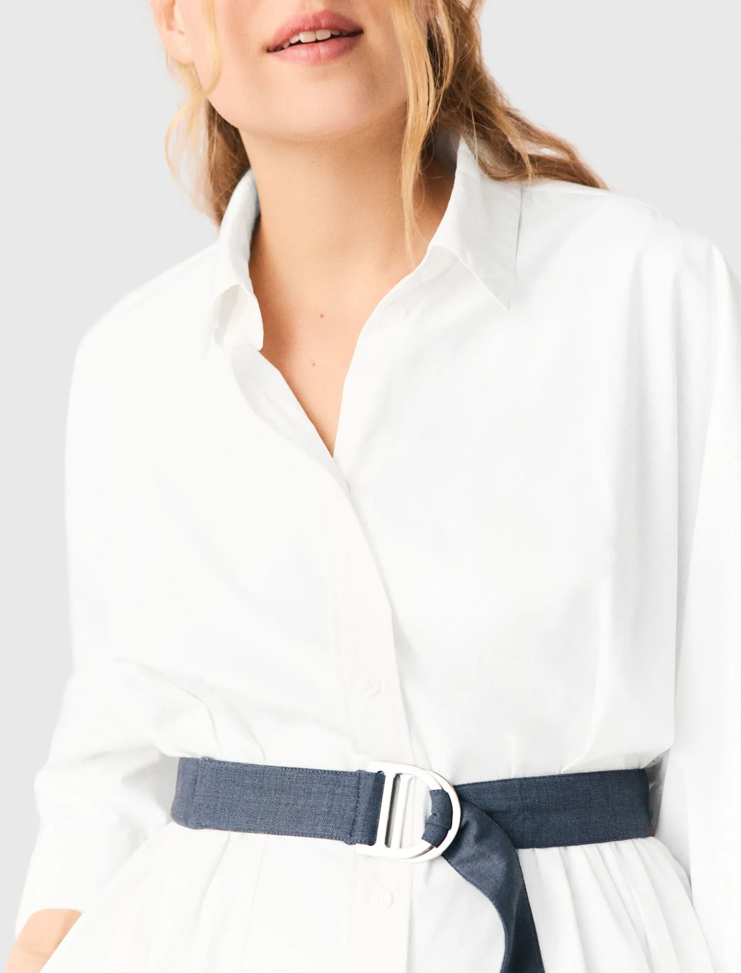 Shirt dress with contrast belt - Image 6