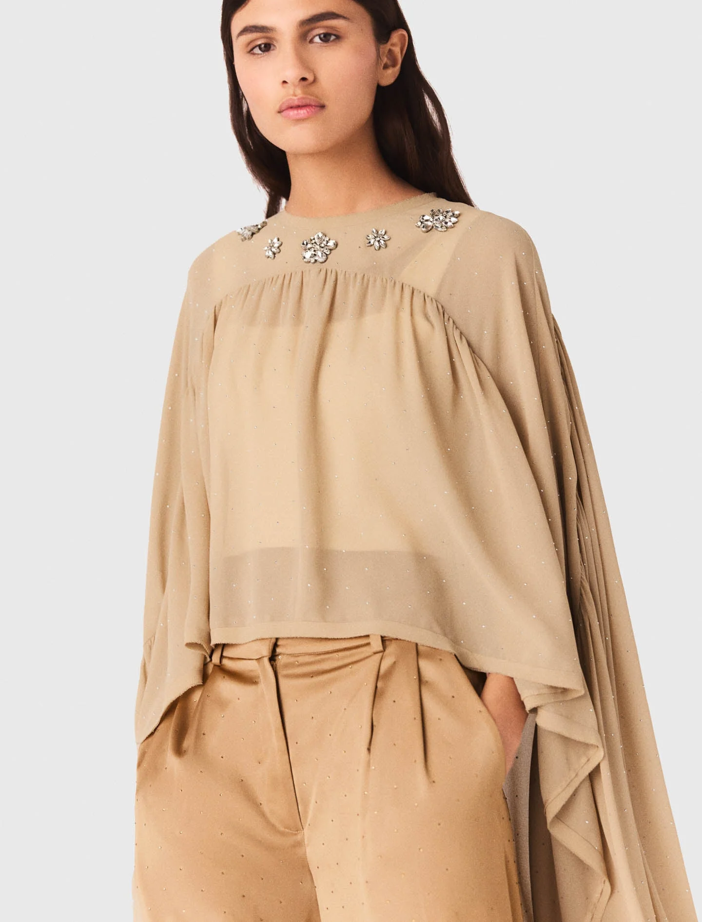 Cape top with jewel collar - Image 5